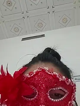 Snapshot of girldam95 chatting on 06-07-26, 04:23 girldam95 online show from 06-07-26, 04:23