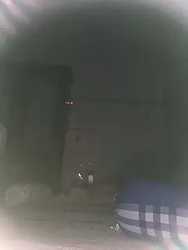 Snapshot of girldam95 chatting on 12-03-25, 02:16 girldam95 online show from 12-03-25, 02:16