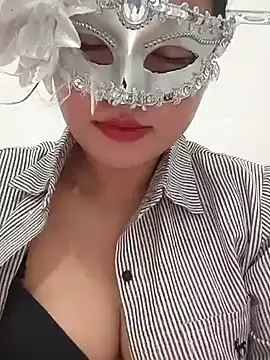 Snapshot of girldam95 chatting on 02-25-26, 04:23 girldam95 online show from 02-25-26, 04:23