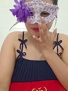 Snapshot of girldam95 chatting on 04-25-26, 04:48 girldam95 online show from 04-25-26, 04:48