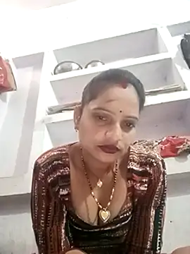 Snapshot of INDIANUE chatting on 02-01-25, 05:28 INDIANUE online show from 02-01-25, 05:28