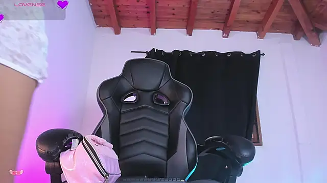 Daila 20  online show from 09-27-25, 12:33