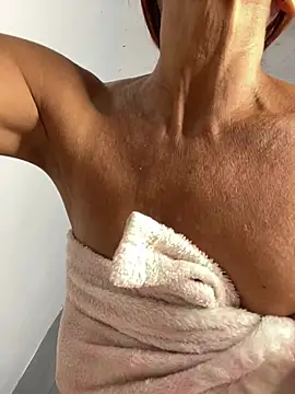 Snapshot of Pandora1018 chatting on 12-28-24, 04:30 Pandora1018 online show from 12-28-24, 04:30