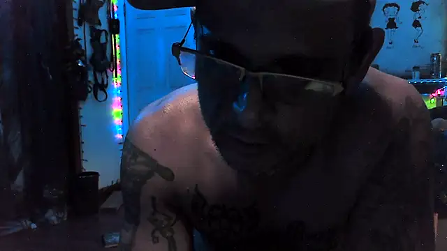 Snapshot of Buffshagswell chatting on 05-09-26, 06:17 Buffshagswell online show from 05-09-26, 06:17