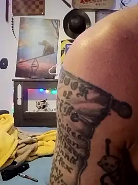 Buffshagswell online show from 11-26-25, 03:12