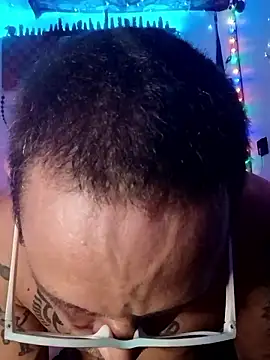 Buffshagswell online show from 11-26-25, 01:05