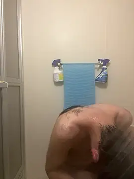 Snapshot of ryusei18570 chatting on 09-14-25, 03:23 ryusei18570 online show from 09-14-25, 03:23