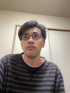 Snapshot of ryusei18570 chatting on 02-16-25, 07:15 ryusei18570 online show from 02-16-25, 07:15