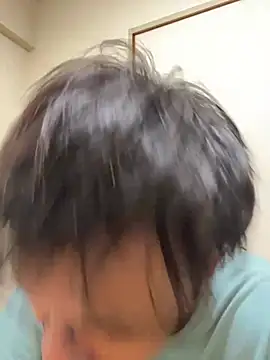 Snapshot of ryusei18570 chatting on 01-06-25, 12:13 ryusei18570 online show from 01-06-25, 12:13