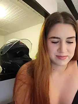 Jimena White  online show from 10-07-25, 04:57