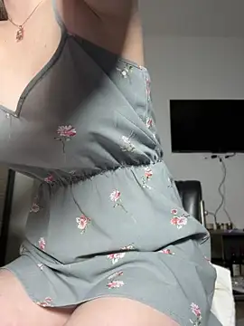 NickiLike online show from 05-19-26, 07:10