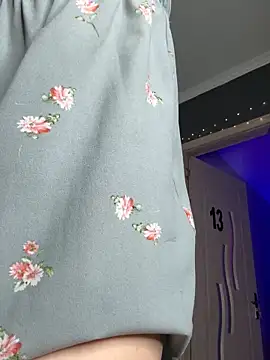 NickiLike online show from 10-10-25, 04:52