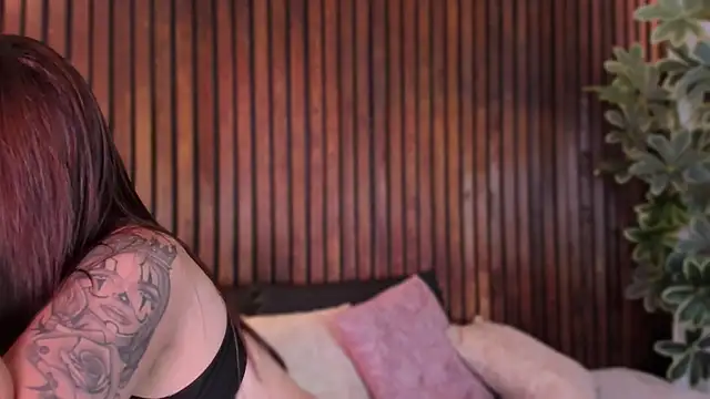 Jennmiiller  online show from 02-17-26, 12:13