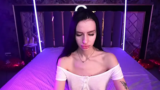 Snow WhiteeeX online show from 02-17-26, 06:44