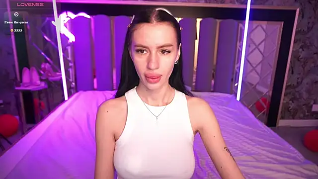 Snow WhiteeeX online show from 03-28-26, 06:36