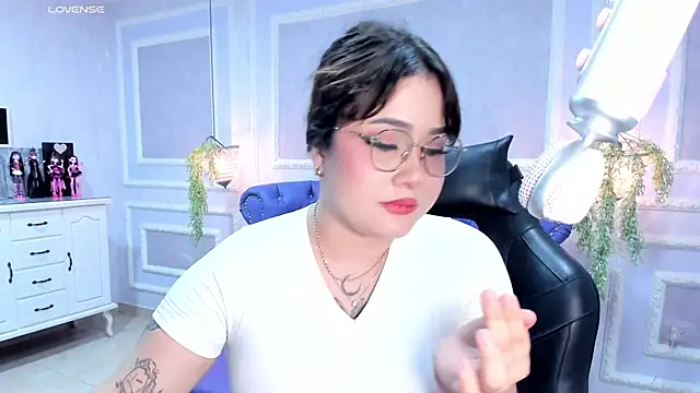 AHRI LEE online show from 02-12-25, 08:16