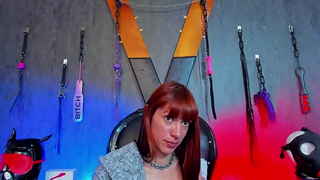 Snapshot of IvanaFetish chatting on 02-24-25, 07:11 IvanaFetish online show from 02-24-25, 07:11