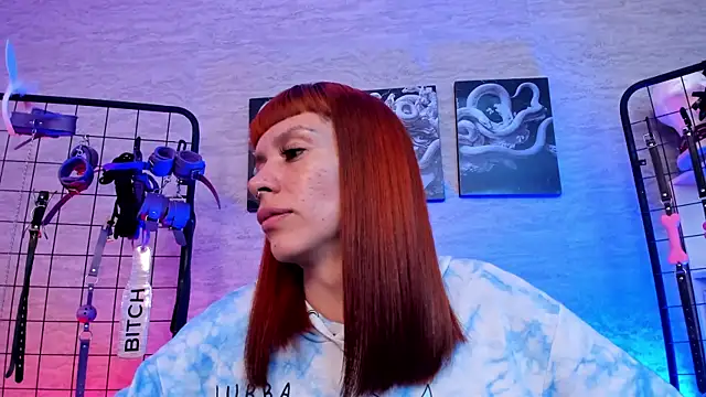 Snapshot of IvanaFetish chatting on 09-25-25, 12:44 IvanaFetish online show from 09-25-25, 12:44
