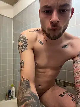 hottwoboys online show from 05-21-26, 07:00