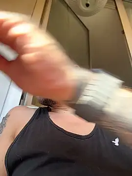 hottwoboys online show from 05-28-26, 08:11