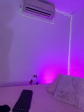 ninaht online show from 02-13-26, 09:15