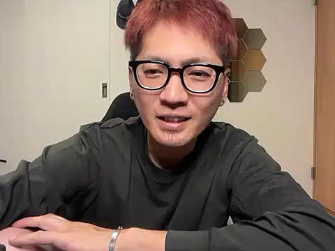 Snapshot of kensnb chatting on 10-16-25, 12:13 kensnb online show from 10-16-25, 12:13