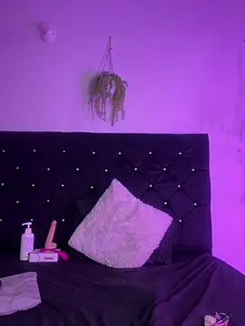 Snapshot of Natasha_by chatting on 03-15-25, 05:26 Natasha by online show from 03-15-25, 05:26