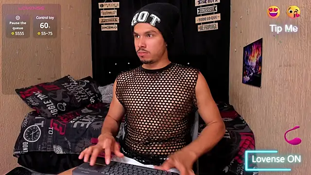 Gilbert 009 online show from 01-16-25, 05:55