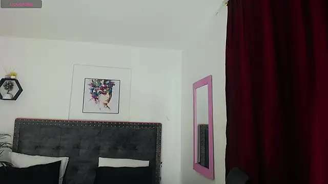 Amber hot22 online show from 02-19-25, 07:48