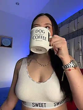  ISABELLA HOT  online show from 04-17-26, 12:19