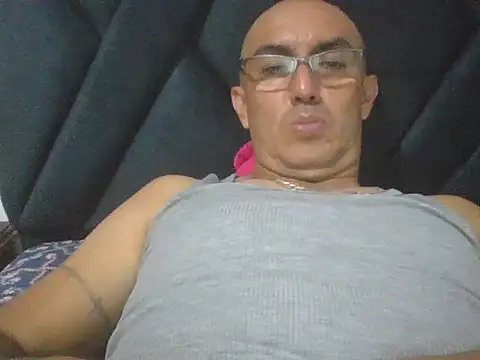 Snapshot of exmilitary chatting on 04-28-26, 02:27 exmilitary online show from 04-28-26, 02:27