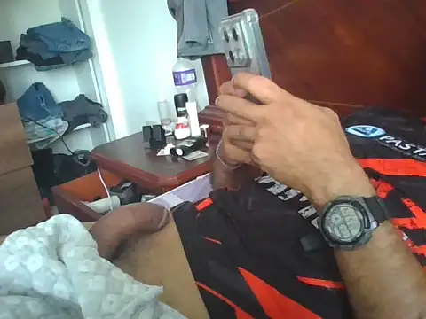 Snapshot of exmilitary chatting on 02-17-26, 03:42 exmilitary online show from 02-17-26, 03:42