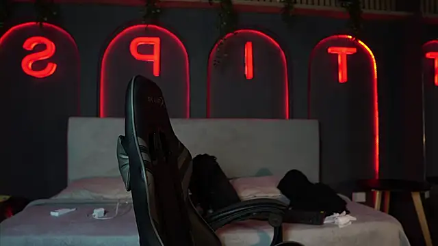 Austin bolt online show from 02-04-26, 03:23