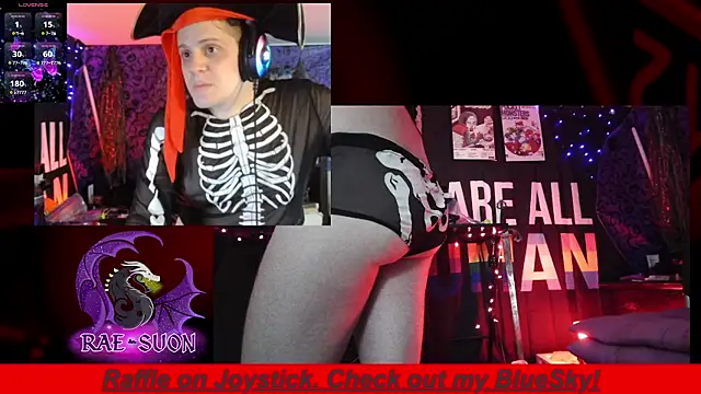 Snapshot of Rae-Suon chatting on 10-18-25, 03:08 Rae-Suon online show from 10-18-25, 03:08
