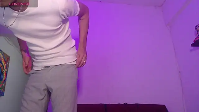 Carlacutte online show from 02-06-26, 01:23