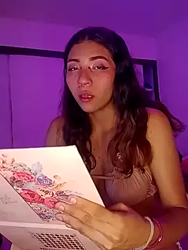 Carlacutte online show from 02-04-25, 02:39