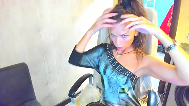 Snapshot of Elizabe_th chatting on 08-01-26, 08:40 Elizabe th online show from 08-01-26, 08:40