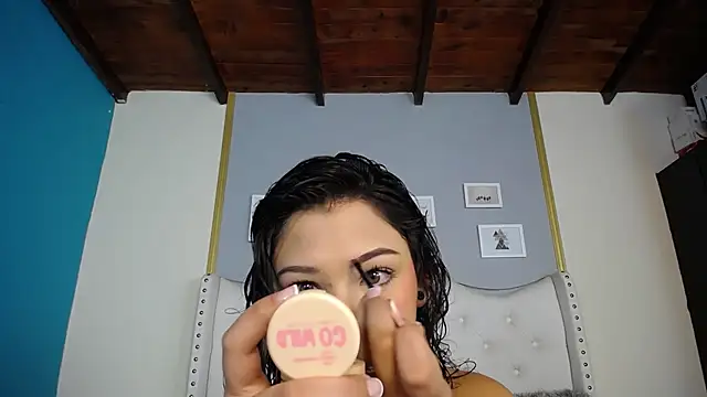 Snapshot of dante_ferraraa chatting on 10-15-25, 08:06 dante ferraraa online show from 10-15-25, 08:06