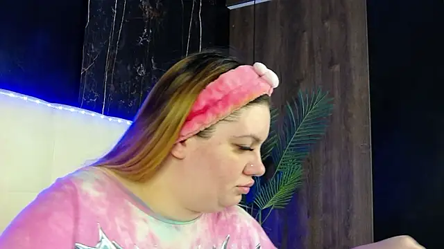 MelanieBrownn online show from 02-14-26, 06:02