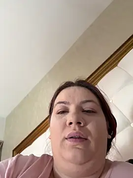 Snapshot of MelanieBrownn chatting on 03-11-25, 06:41 MelanieBrownn online show from 03-11-25, 06:41