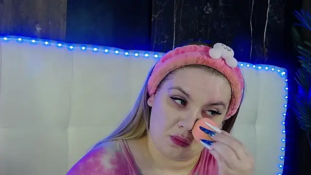 MelanieBrownn online show from 04-14-26, 04:39