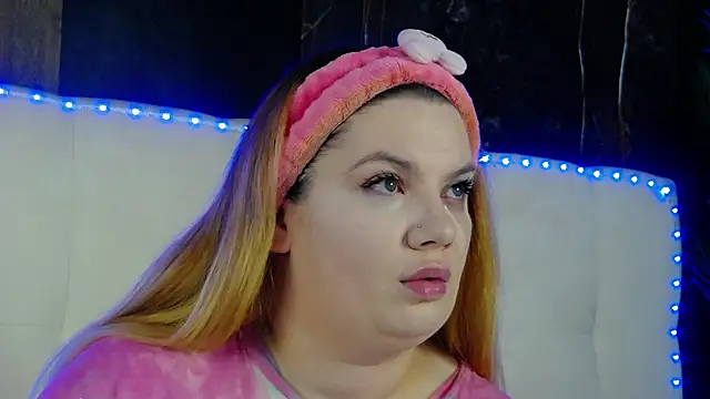 MelanieBrownn online show from 04-06-26, 04:41