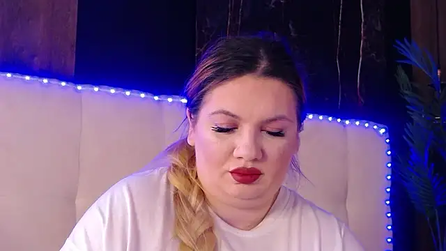 MelanieBrownn online show from 03-08-26, 06:28