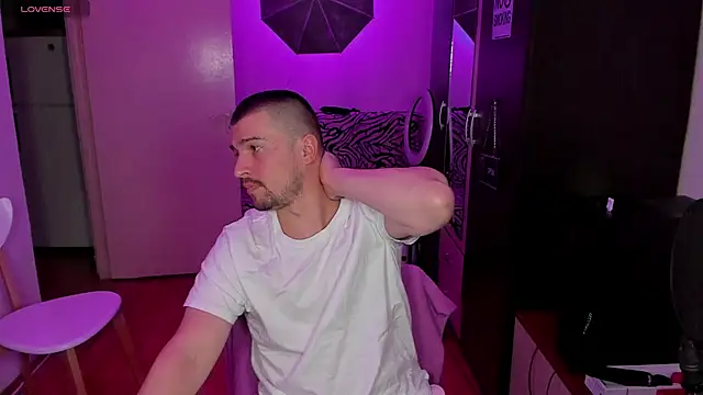 Michael Wolfborn online show from 09-29-25, 03:50