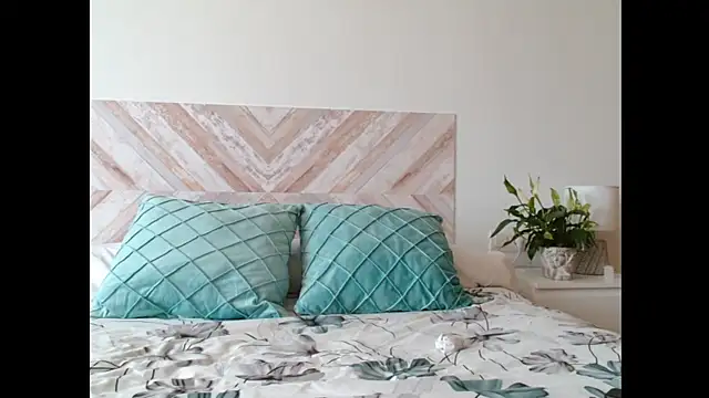 Snapshot of secretmuses chatting on 11-17-25, 11:14 secretmuses online show from 11-17-25, 11:14