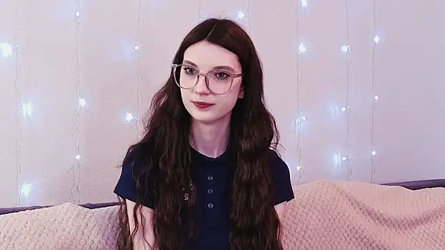 KimWilli online show from 01-18-25, 04:10