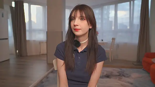 KimWilli online show from 04-26-26, 03:09