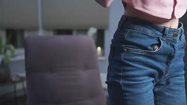 KimWilli online show from 04-22-26, 07:42