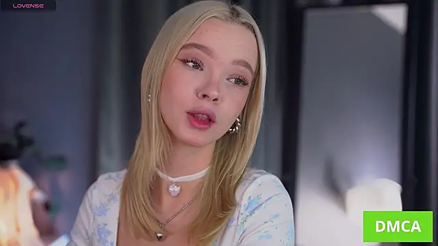  AlinaBailey online show from 10-27-25, 07:31