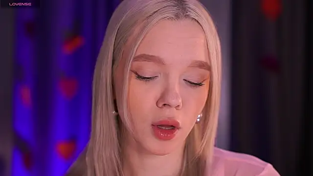  AlinaBailey online show from 02-14-26, 07:19